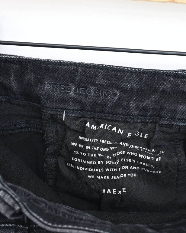 Hi Rise Jegging American Eagle